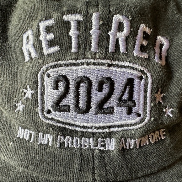 Black 'Retired‎ 2024' Cap - Picture 2 of 4